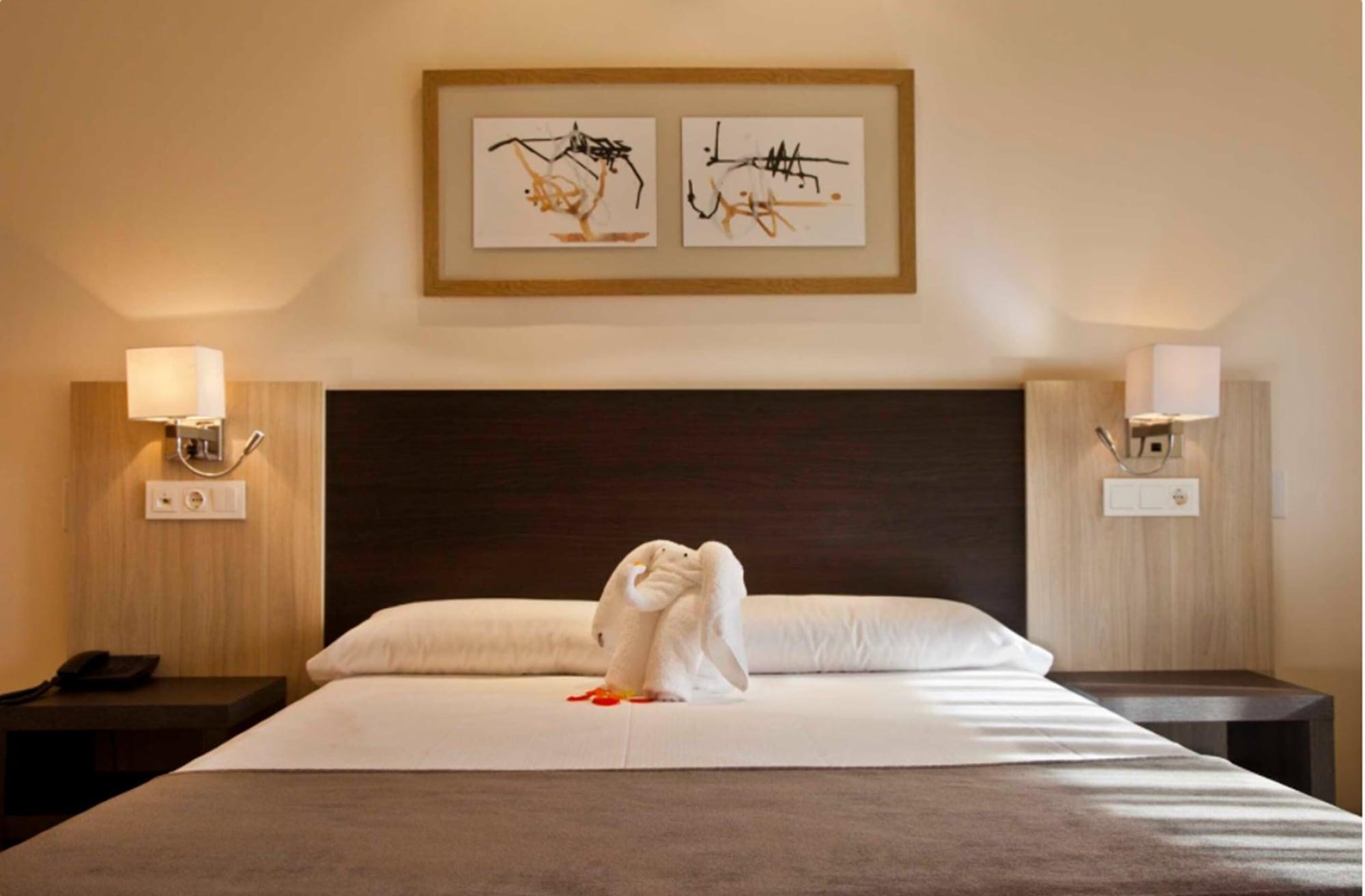 Hotel Adaria Vera Bagian luar foto
