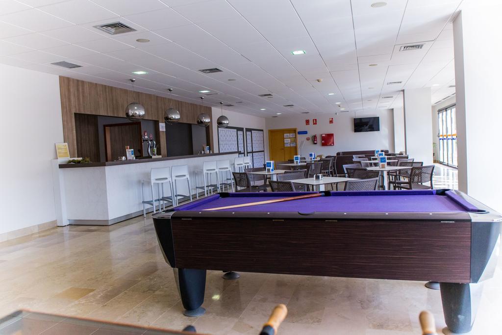 Hotel Adaria Vera Bagian luar foto